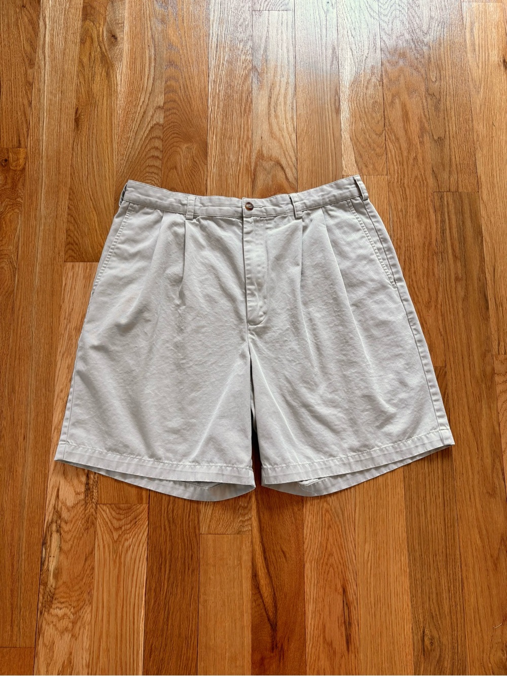 Tommy Hilfiger Golf Vintage 90s Pleated Shorts Tan Khaki Cotton Chino Preppy 34